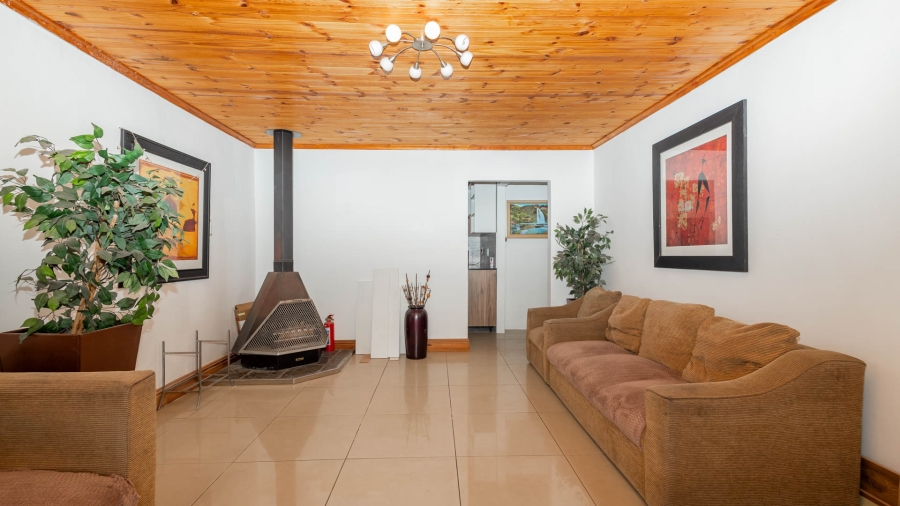 3 Bedroom Property for Sale in Heideveld Western Cape